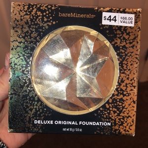 Bare minerals deluxe foundation